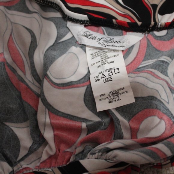 Lots of Love Pullover Halter Top - Picture 7 of 12